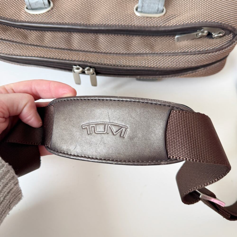 Tumi Brown Ballistic Nylon Leather Trim Laptop Briefcase Messenger Bag - Picture 13 of 14